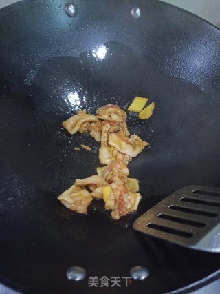五花肉炒圆白菜的做法步骤：5