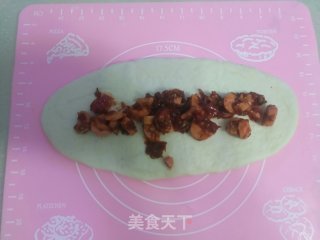 秘制剁椒火腿面包的做法步骤：9