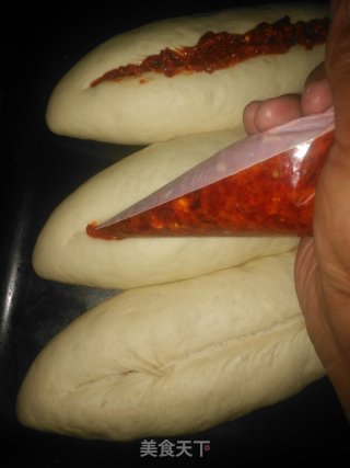 秘制剁椒火腿面包的做法步骤：13