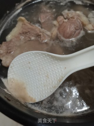 酱大骨的做法步骤：1