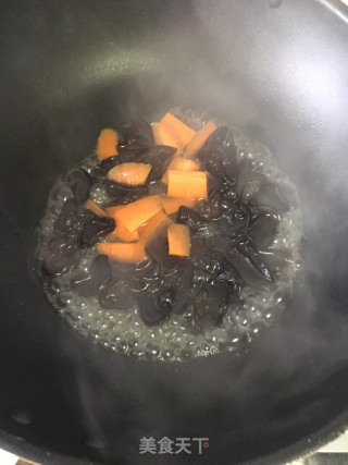 炒乌鱼片的做法步骤：2