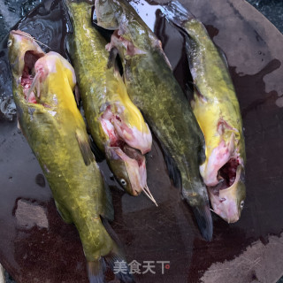 红烧黄骨鱼的做法步骤：3