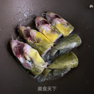 红烧黄骨鱼的做法步骤：4