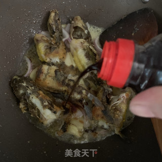红烧黄骨鱼的做法步骤：8