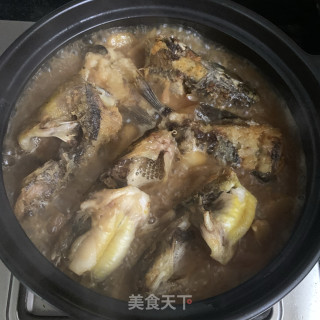 红烧黄骨鱼的做法步骤：9