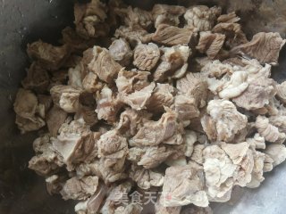 胡萝卜土豆炖牛肋条的做法步骤：4