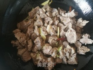 胡萝卜土豆炖牛肋条的做法步骤：6