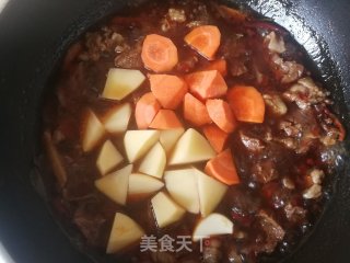 胡萝卜土豆炖牛肋条的做法步骤：13