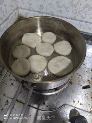 梅干菜烧肉烧饼的做法步骤：10