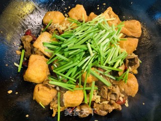 火麻仁鸡胗豆泡韭菜的做法步骤：7