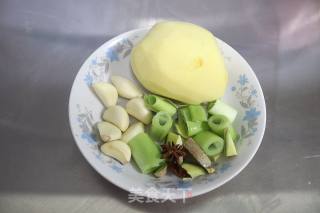 梅干菜红烧肉的做法步骤：5
