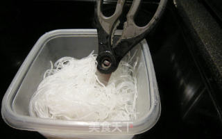 蒜茸粉丝龙虾尾的做法步骤：1