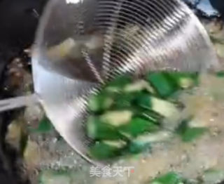 小炒秋葵的做法步骤：4