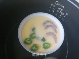 虾仁秋葵蒸蛋羹的做法步骤：5