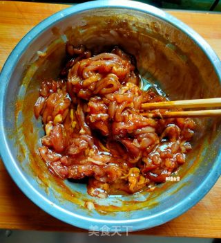蒸卤面❗️经典豆角肉卤面❗️河南蒸卤面条的做法步骤：3