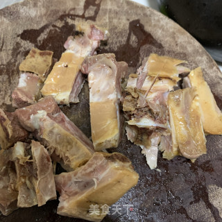 咸骨莲藕汤的做法步骤：3