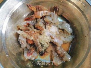 炸虾顶级赞，跟外边卖的一个味道的做法步骤：3