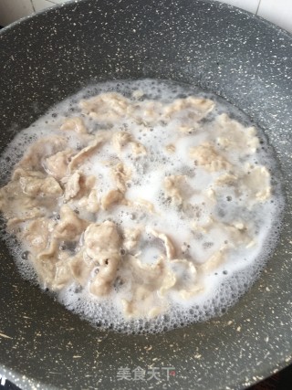 “汤羹”锤肉片番茄汤的做法步骤：11