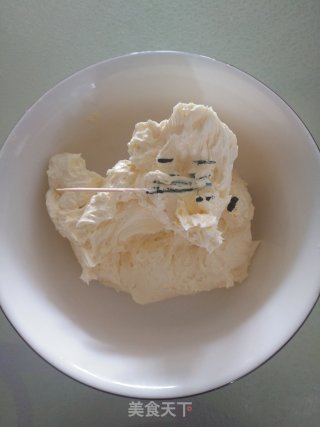 斜抹小黄花蛋糕的做法步骤：8