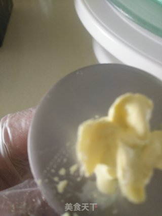 斜抹小黄花蛋糕的做法步骤：18