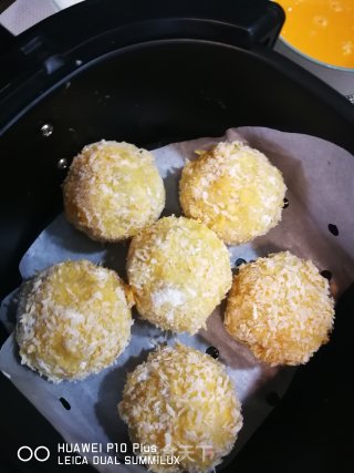 土豆芝士球的做法步骤：12