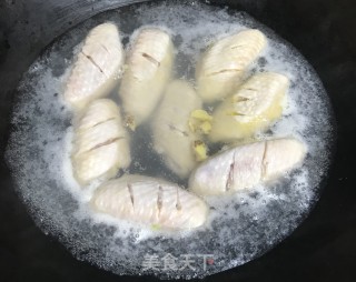 可乐鸡翅的做法步骤：2