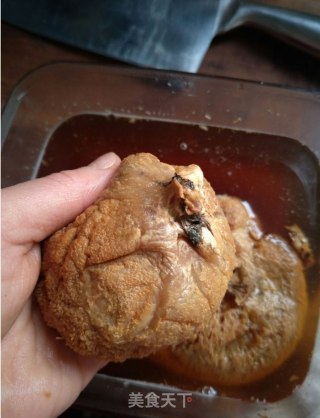 虫草花猴菇炖腊鸡的做法步骤：1