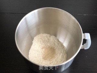 全麦吐司的做法步骤：2