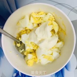 鸡蛋三明治的做法步骤：3