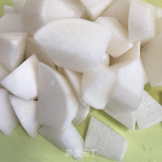 萝卜红烧牛腩的做法步骤：4