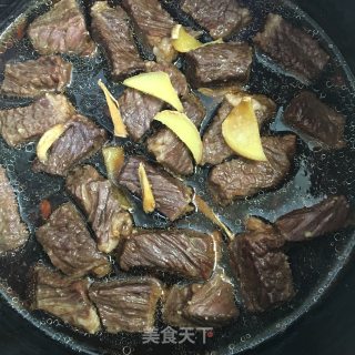 萝卜红烧牛腩的做法步骤：5