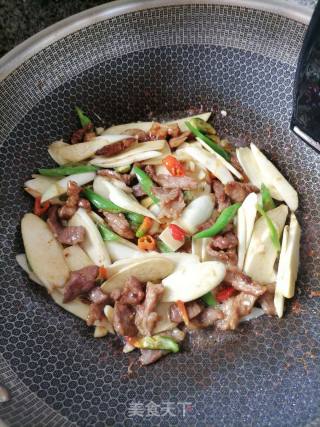 茭白炒肉的做法步骤：6