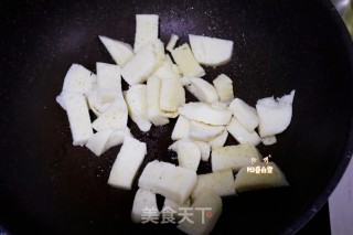 家的味道❤️炒馒头丁 炒馍花 炒馒头块的做法步骤：7