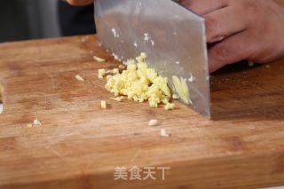 一勺提味，拌啥都香的牛肉酱来了的做法步骤：1