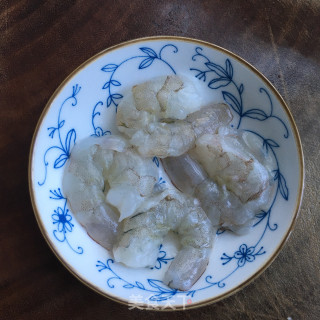 西兰花虾仁蒸蛋的做法步骤：3