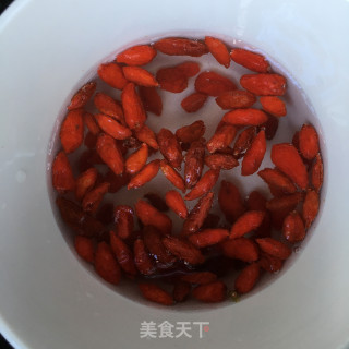 枸杞香菇鸡汤的做法步骤：3