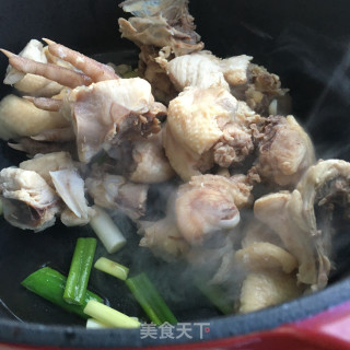 枸杞香菇鸡汤的做法步骤：7