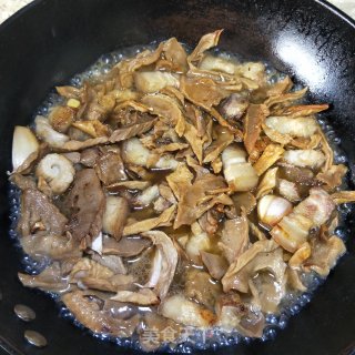 笋干烧肉的做法步骤：10