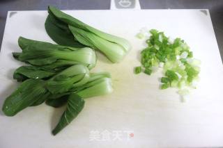 鸡蛋青菜汤面的做法步骤：2