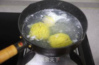 鸡蛋青菜汤面的做法步骤：4