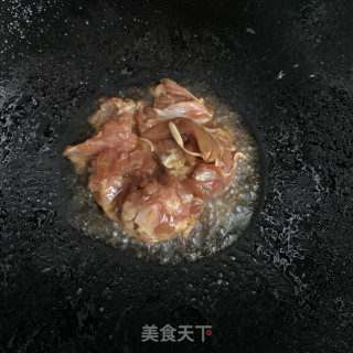 蜜汁鸡腿的做法步骤：3