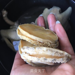 鲍鱼炖鸽子的做法步骤：7