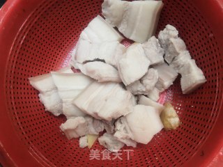 百叶红烧肉的做法步骤：7
