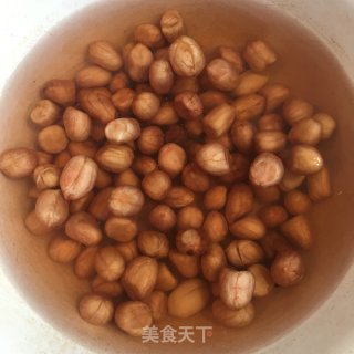 莲藕花生煲排骨的做法步骤：4