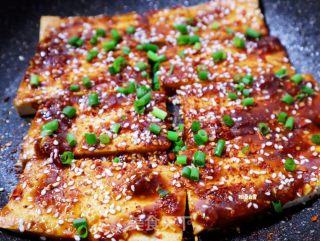 铁板豆腐❗️万能灵魂酱料㊙️煎豆腐！秒杀街边小吃的做法步骤：8