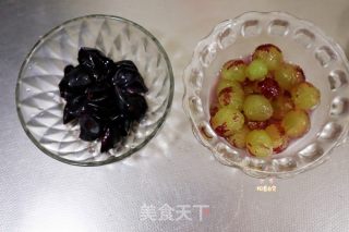 网红葡萄撞奶❗️（两种做法）葡萄椰奶冻  ❗️（超简单白凉粉版）的做法步骤：1
