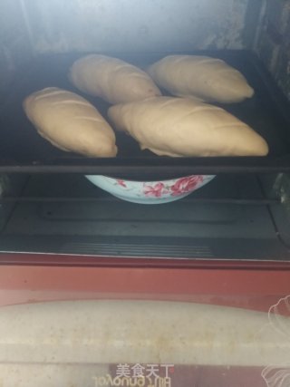 肉松蛋黄面包的做法步骤：10