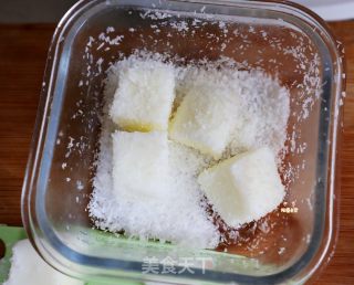 超简单❗️巨好吃????椰蓉牛奶小方（无需奶油炼乳）一次成功的做法步骤：9