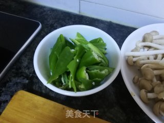 森林小炒肉的做法步骤：4