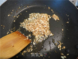 海鲜蛋黄灰粽的做法步骤：7